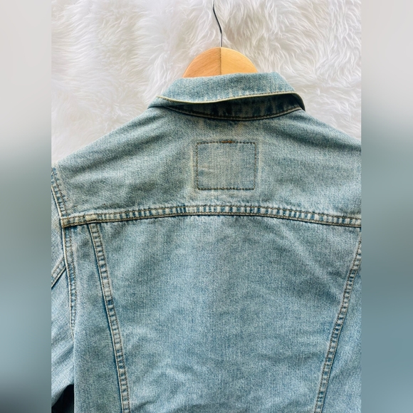Levi's washed denim jacket - Picture 5 of 8